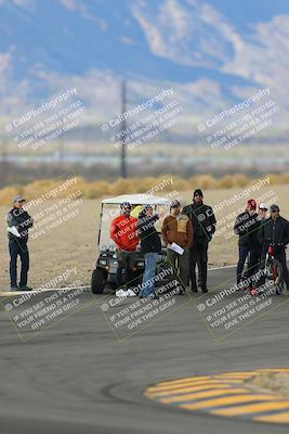 media/Feb-23-2023-Racers Edge (Thu) [[45c9a79e62]]/Around the Pits-Track Walk/